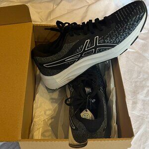 Asics VersaBlast NWT